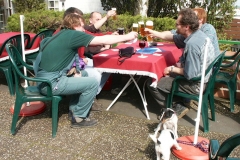 Arbeiten am Friedensweg - Foto: Robert Metternich